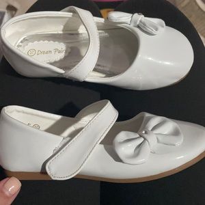 Girl dress shoes